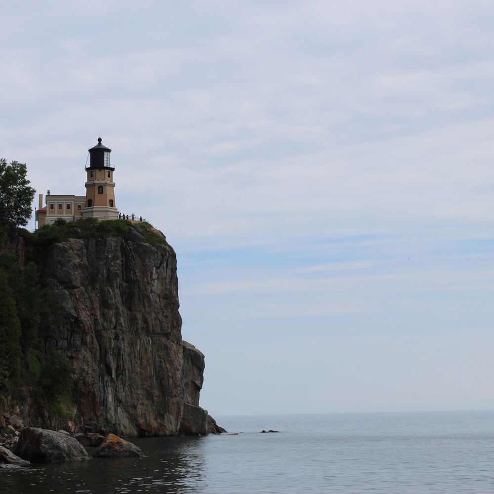 Image of Split Rock Lighthouse from far away